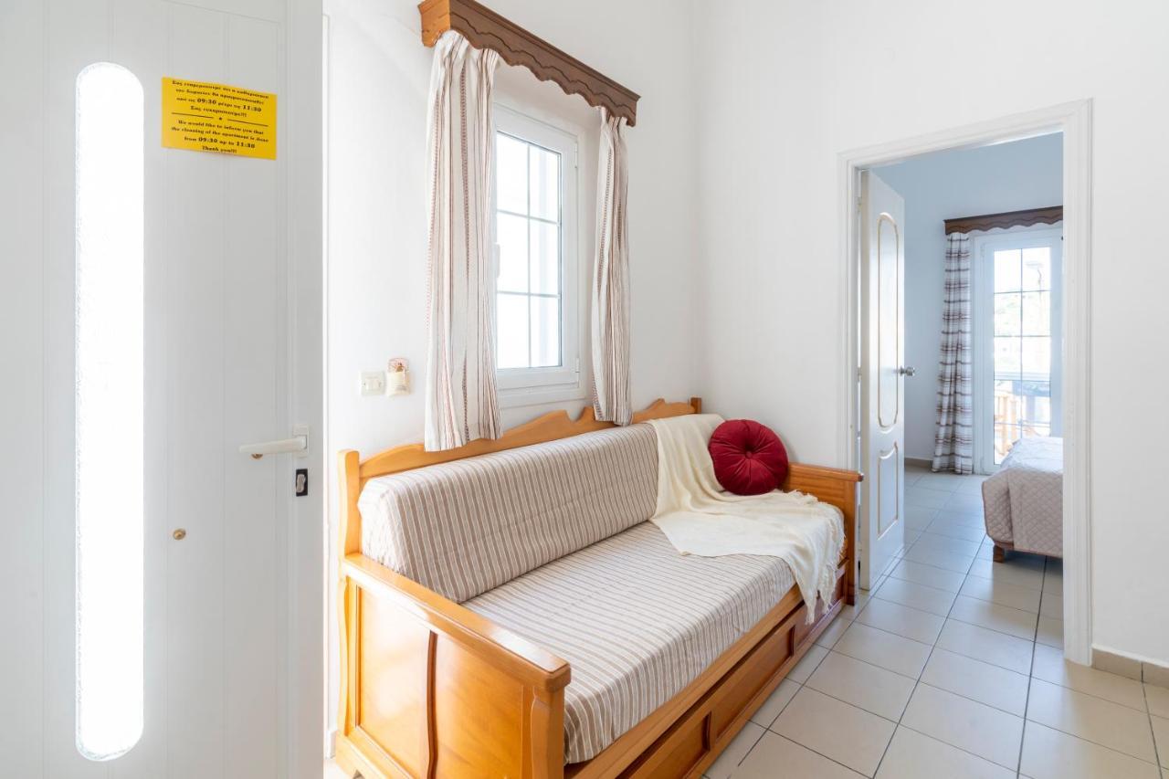 Tassos Apartments I Alinda  外观 照片